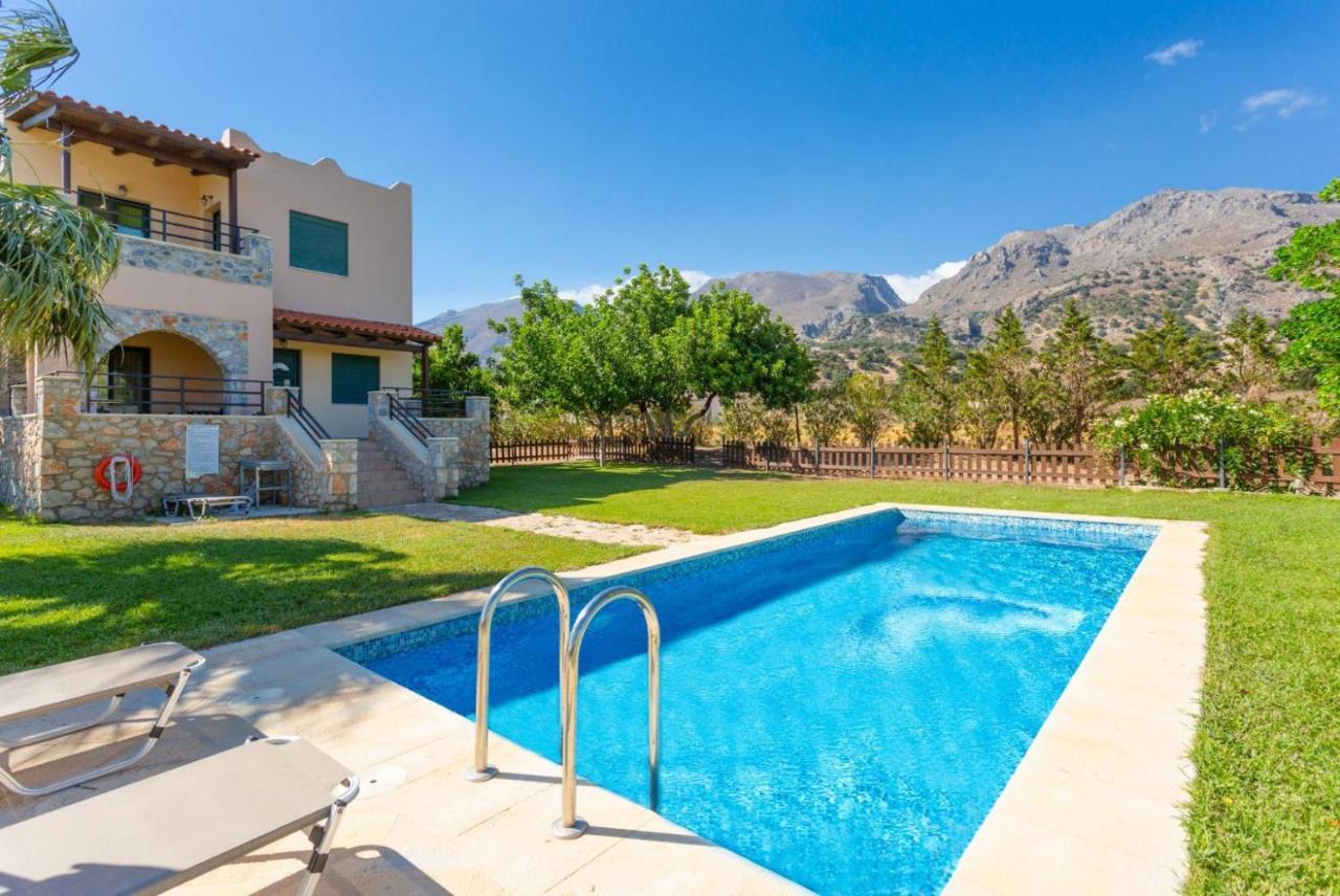 Spiros Beach Villa Frangocastelo Exterior photo