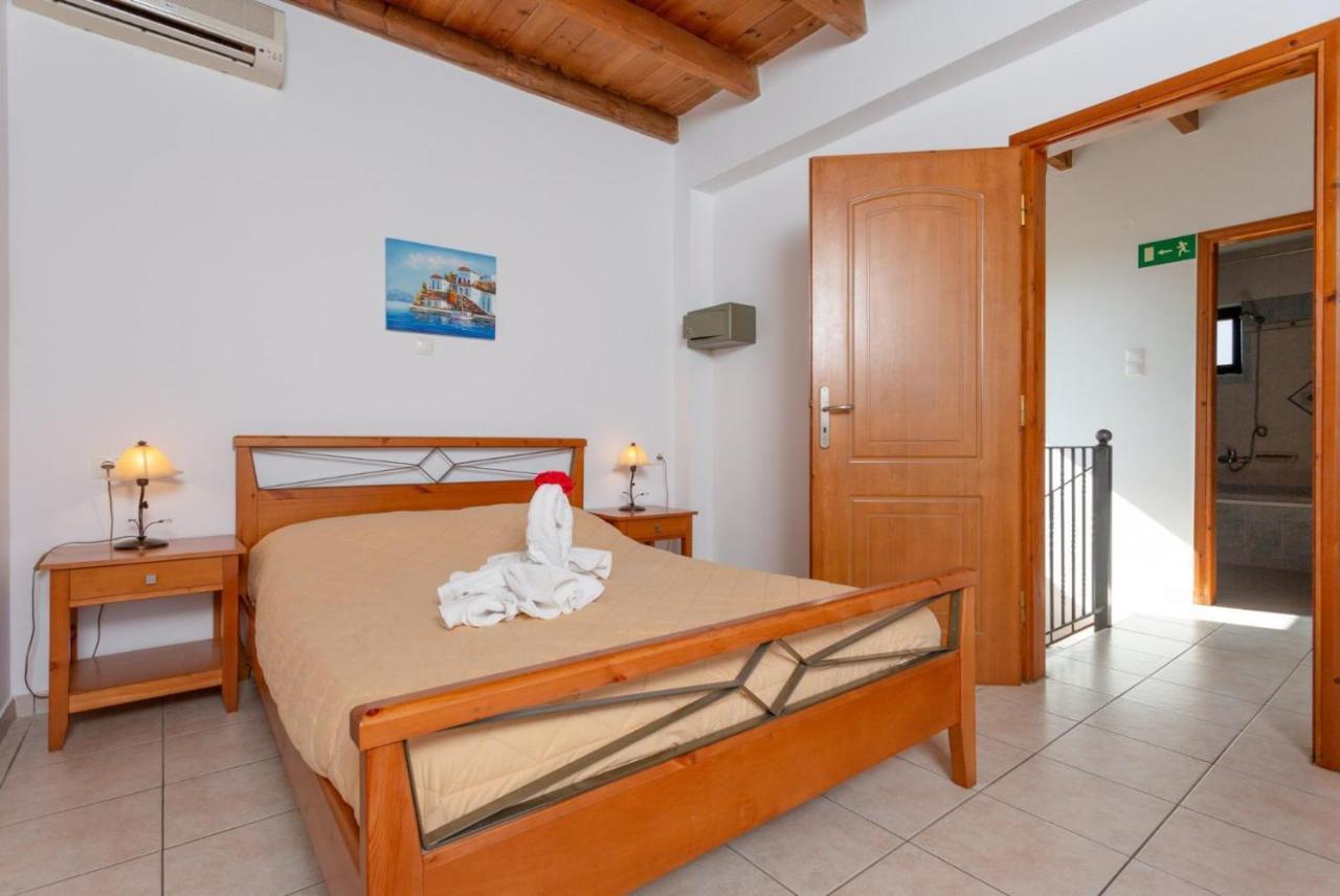 Spiros Beach Villa Frangocastelo Exterior photo